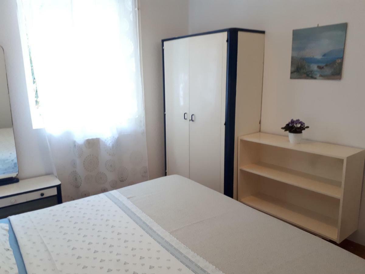 Apartmani Matas Petrcane Exteriör bild