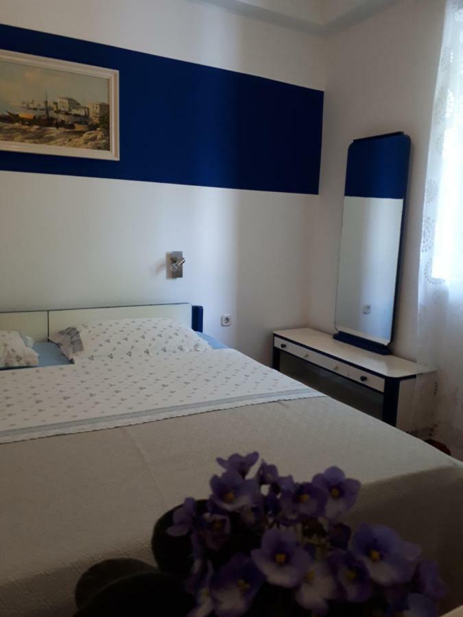 Apartmani Matas Petrcane Exteriör bild