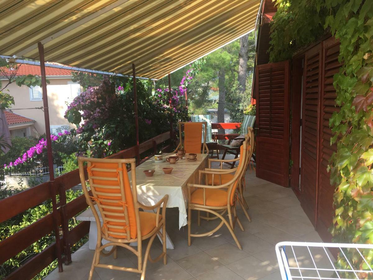 Apartmani Matas Petrcane Exteriör bild