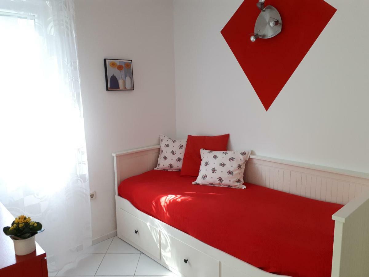 Apartmani Matas Petrcane Exteriör bild